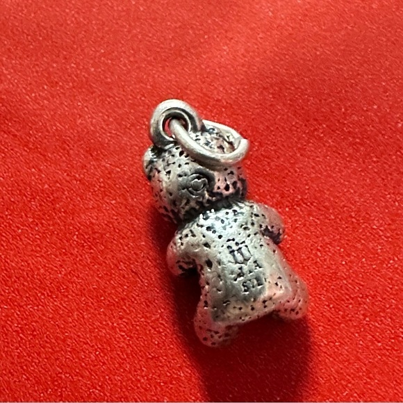 JAMES AVERY RETIRED CHARM 925 STERLING SILVER TEDDY BEAR CUT BAIL 5505 Y - Picture 3 of 12